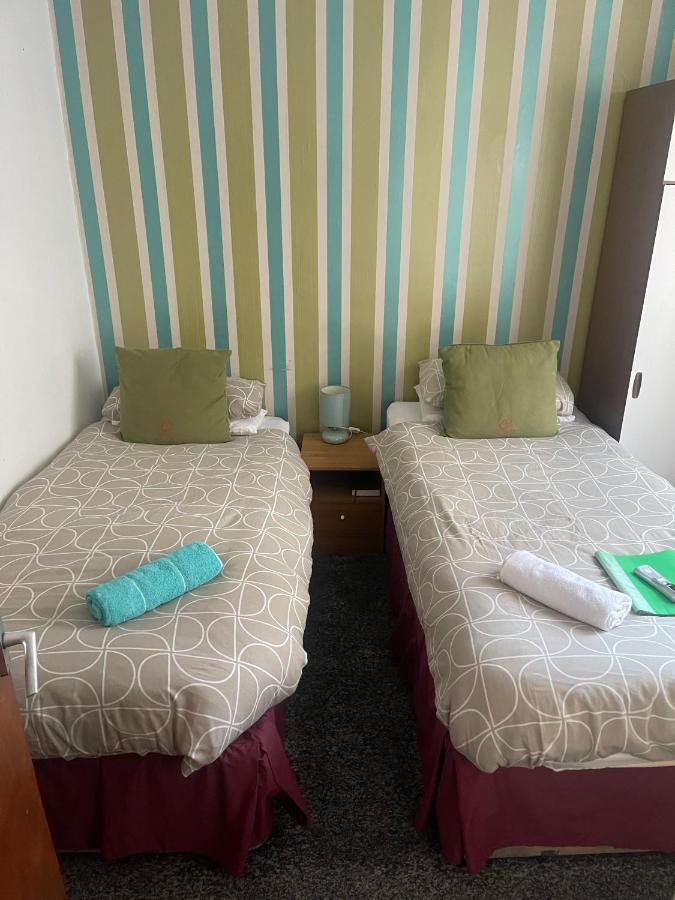 Uk Travel & Hospitality Ltd Ta Canberra Hotel Blackpool Exteriör bild