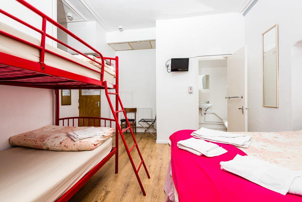 Uk Travel & Hospitality Ltd Ta Canberra Hotel Blackpool Exteriör bild